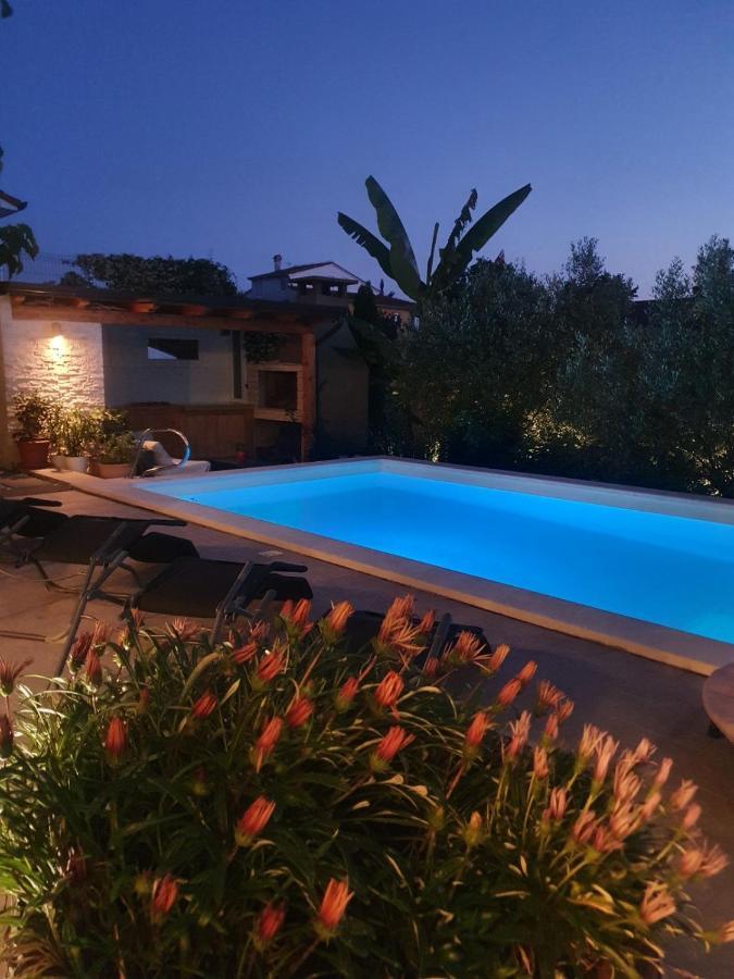 Gaya Villa *